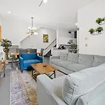 Apartment Furnished Loft Style In Southend Boston