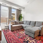 Furnished Loft Style In Southend Apartment