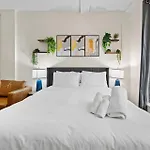 Furnished Apartment In Downtown