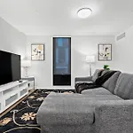 Furnished Luxury Apartment Next To Harvard Stadium