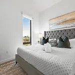 Apartment Luxury Furnished Near Logan Airport Boston