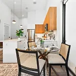Luxury Furnished Near Logan Airport Apartment