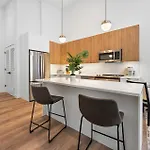 Luxury Furnished Near Logan Airport *
