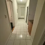 Cozy And Convenient Allston With Private Parking Apartment