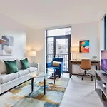 Gorgeous Apt With Kitchen