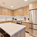 Apartment Modern Walk To Restaurants *