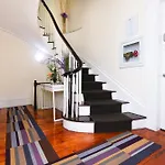 Charming & Stylish Studio On Beacon Hill #3