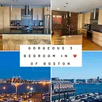 Apartment Harbor Views Modern North End Free Parking! Boston