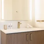 Downtown With Kitchen And Gym * Boston