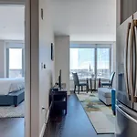 Apartment Entire Downton Seaport *