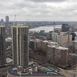 Luxury Apt Downtown