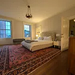 Beacon Hill: The Aldrich House Holiday home *