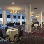Courtyard By Marriott Downtown 4*