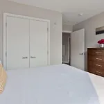 Apartment Private Seaport With Gym Boston