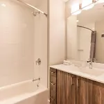 Apartment Private Seaport With Gym *