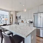 Apartment Private Seaport With Gym Boston