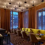 Aka Common Hotel