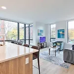 Private Apt With Kitchen & Gym-Idl-550