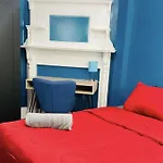 On The Ave Homestay *