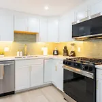 Modern East 2 Bed 2 Bath