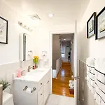 Apartment 40-newly Renovated, Stylish And Beautiful With 4br