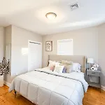 40-newly Renovated, Stylish And Beautiful With 4br Apartment *