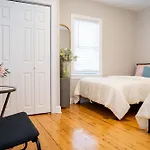 Apartment 40-newly Renovated, Stylish And Beautiful With 4br