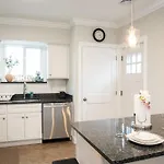 40-newly Renovated, Stylish And Beautiful With 4br Apartment *