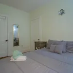 Comfortable And Central 3 Bed Apartment