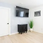 Luxury 2 Bed 2 Bath East Apartment Boston