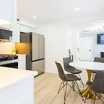Luxury 2 Bed 2 Bath East * Boston