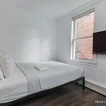 Quarters On Dot By Thatch Apartment