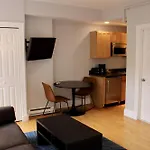 Stylish Downtown Studio In The Southend, C.Ave# 2