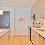 Private In Downtown Seaport *