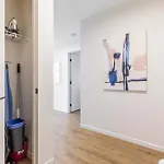 Full Private Apt Downtown Seaport
