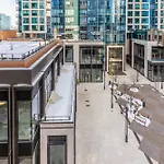 Full Private Apt Downtown Seaport