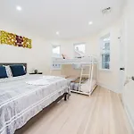 Apartment 76 Carruth - 4br Cozy And Lovely