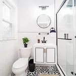 76 Carruth - 4br Cozy And Lovely *