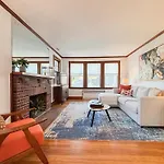 Spacious 3 Bed, In Unit Laundry, Free Prkng