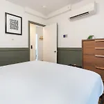 304 Newbury Street By Thatch Aparthotel 4*