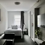 Comfortable Studio In Back Bay, Newbury St. #7