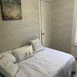 Quiet Two Bedroom In Convenient Location * Boston