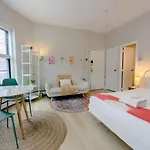 Apartment Near South End