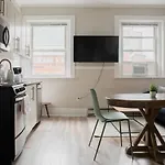 Centrally Located 1bed Newbury Street * Boston