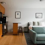 Chic Studio Ideal For Nurses