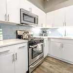 Boston Common Loft With Washer Dryer