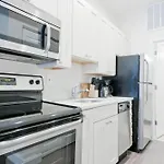 Simple 1Br Financial District Keyless Entry
