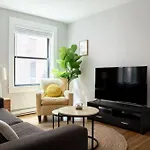 Cozy 1br Walk Anywhere * Boston