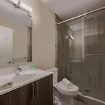 Apartment Downtown Designer Keyless Washer And Dryer *
