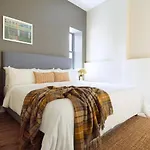 Spacious 2br Fidi District Centrally Located *